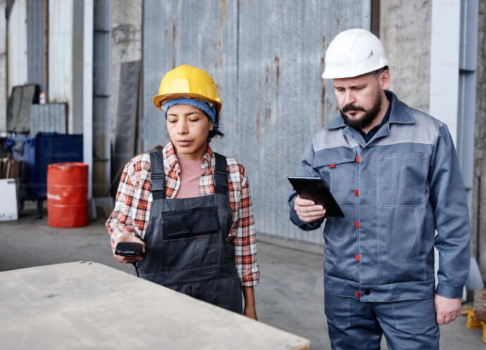 64e56815f289bedb9b6d474f_contractor